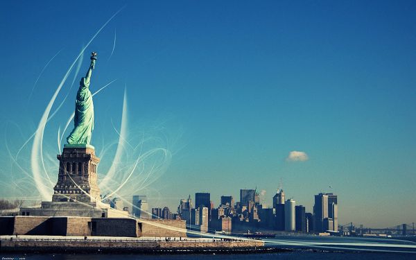 click to free download the wallpaper--A Landmark Building of NY, the Statue of Liberty, is Gathering Power, She is the Guarding Angel of the City - HD Natural Scenery Wallpaper