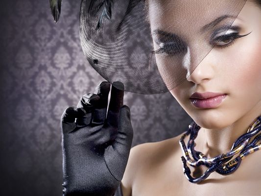 click to free download the wallpaper--Beautiful Girls Picture, Amazing Girl in Black Glove and Mask, Mysterious Beauty