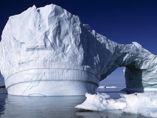 click to free download the wallpaper--Beautiful Landscape of Nature, Arch Ice Gate on the Peaceful Blue Sea