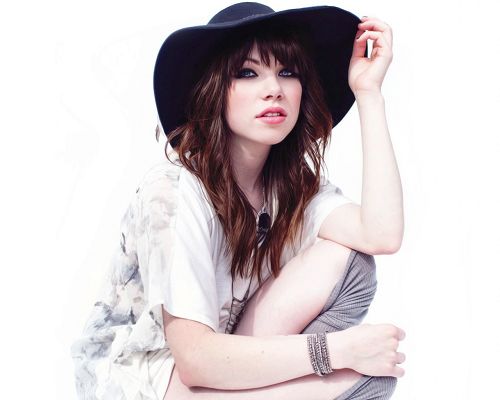 click to free download the wallpaper--Beautiful TV Show Images, Carly Rae Jepsen in Black Hat, Snowy White Skin