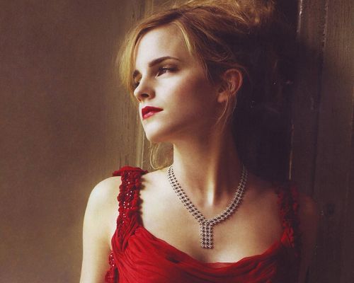 click to free download the wallpaper--Beautiful TV Show Pic, Emma Watson in Red Dress, Red Lips and Jewelry, Appealing Look