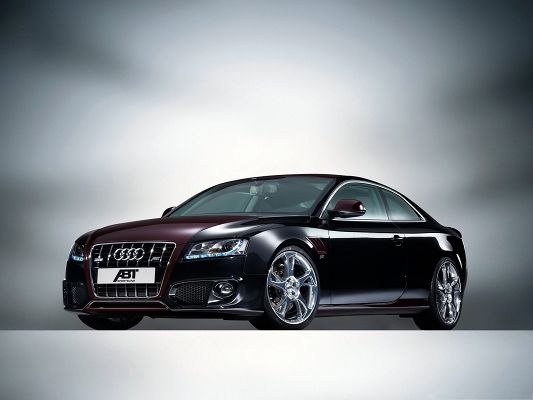 click to free download the wallpaper--Car Picture as Background, Audi AS5 About to Turn a Corner, Amazing Look