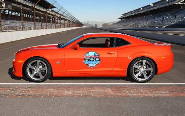 click to free download the wallpaper--Chevrolet Camaro Indianapolis, Red Super Car in Stop, Amazing Look