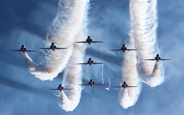 Free Aircrafts Wallpaper, Military Planes in Parade, Thick White Smoke Behind