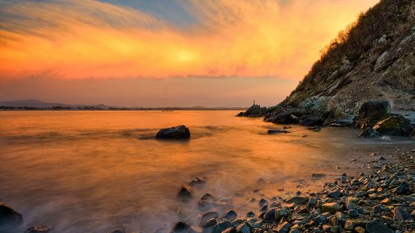 click to free download the wallpaper--Free Download Natural Scenery Picture - The Golden Sky and the Clear Sea, Tall Hills, Combine Quite a Scene