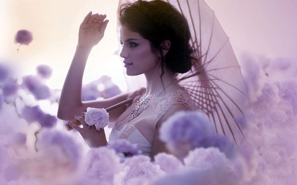 Free Scenery Wallpaper - Includes Selena Gomez, Is She More Beautiful than the Flowers?,click to download
