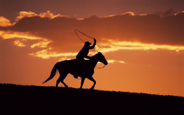 Free Scenery Wallpaper - Includes a Western Cowboy at Sunset, Free in Running!,click to download