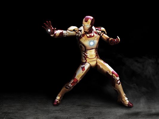 click to free download the wallpaper--HD 3D Movie, Iron Man 3, the Tough and Protective Man