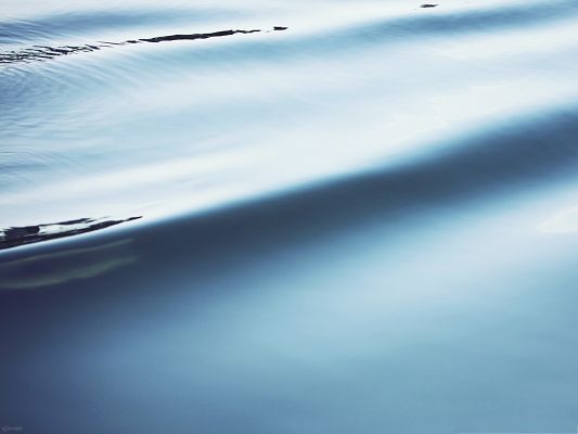 click to free download the wallpaper--HD Water Wallpaper, Blue Water, Ripples One After Another