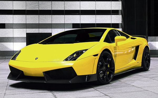 click to free download the wallpaper--Lamborghini Gallardo Post in 1440x900 Pixel, a Stopping Car Looking Good, Speed Must be Incredible - HD Cars Wallpaper