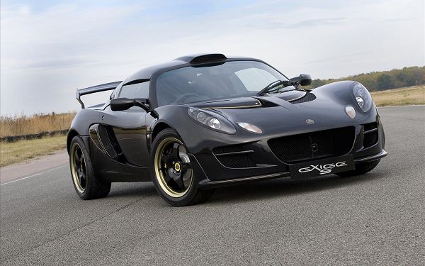 click to free download the wallpaper--Lotus Exige Post in Pixel of 1920x1200, a Stylish and Cool Car Never Fails to Draw Attention, a Great Fit for Your Unique Device - HD Cars Wallpaper