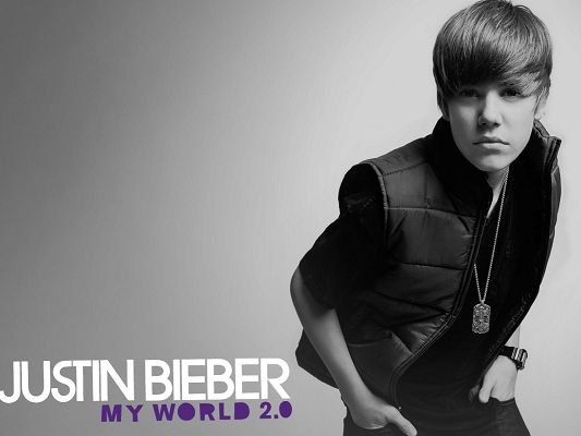 click to free download the wallpaper--Man Wallpaper, Justin Bieber in Black and White Style, Casual Clothes, Fitting Various Devices