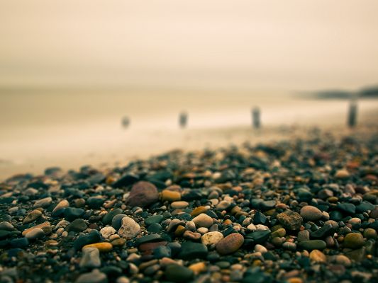 click to free download the wallpaper--Nature Landscape Pics, Clean Stones by Beachside, Mere River, is Impressive in Look