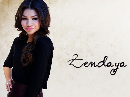 click to free download the wallpaper--Picture of Actress, Zendaya Coleman in Office Lady Look