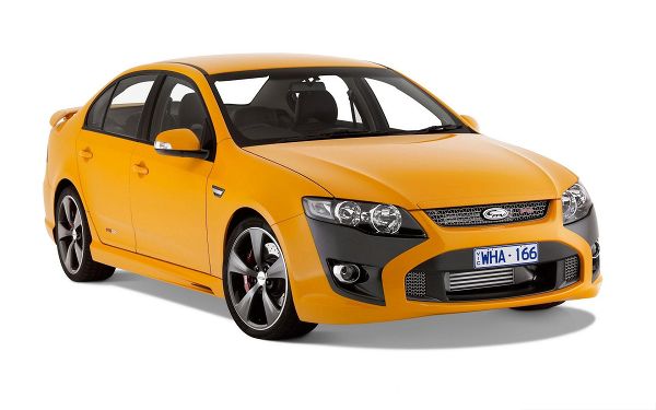 click to free download the wallpaper--Super Car Images, Orange FPV GT Car on White Background, Great in Look