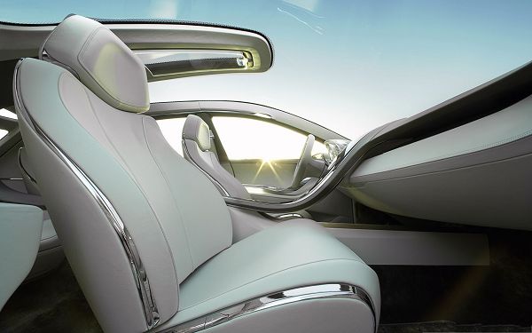 click to free download the wallpaper--Super Car Pictures, Nice Car Interior with Metal and Shinning Effect, the Rising Sun