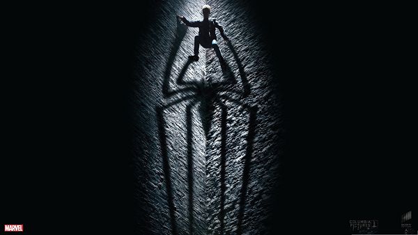 click to free download the wallpaper--Top Movie Posts, The Amazing Spider Man, Spider Shadow All Over Him