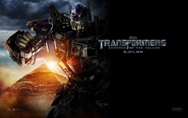 click to free download the wallpaper--Transformers 2 Post Revenge of the Fallen in 1920x1200 Pixel, a Tough Robot in the Run, Make Sure He is Not Someone You'll Fight Against - TV & Movies Post