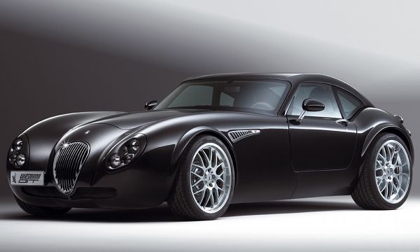 click to free download the wallpaper--Wiesmann GT Car Wallpaper, Black and Decent Car in Stop, Shinning Look