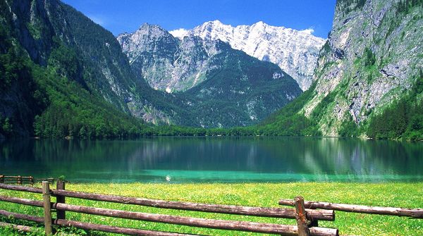 click to free download the wallpaper--beautiful nature pictures - The Blue and Clear River, Hard Fences and Mountains Around, Forbidden Place