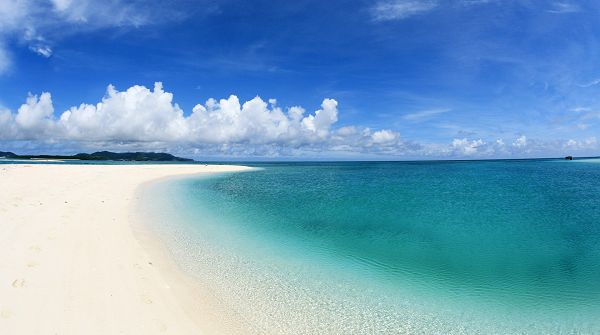 beautiful pictures of nature - The Sea Can't be More Clear, Beach is Bright as Pearl, a Great Place of Interest