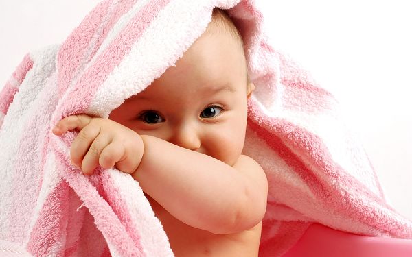 wallpaper of a little baby boy ,click to download